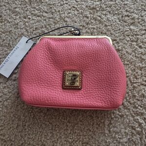 Dooney & Bourke Pink Pebble Grsin Leather Large Framed Kisslock Coin Purse NWT
